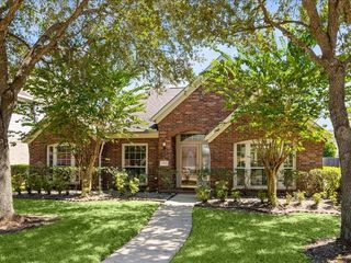 2822 Creek Terrace Drive, Missouri City, TX 77459