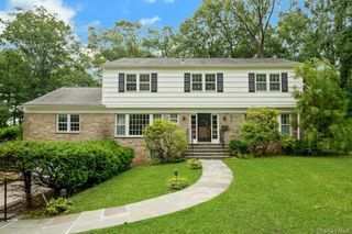 20 Springdale Road, Scarsdale, NY 10583