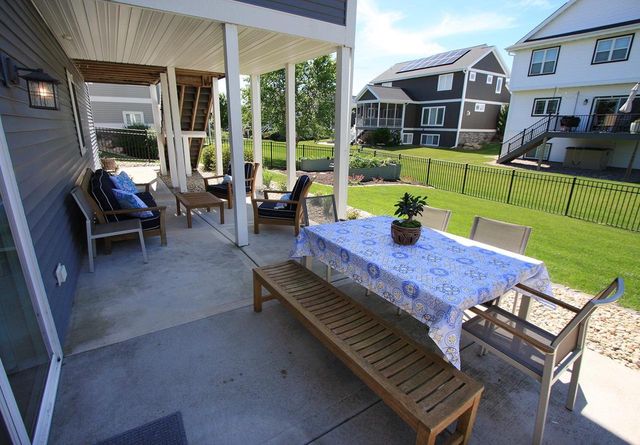 1105 Water Wheel Drive, Waunakee, WI 53597