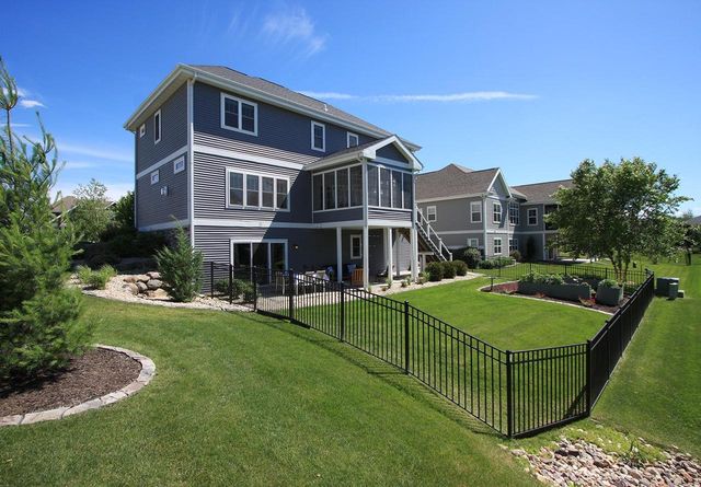1105 Water Wheel Drive, Waunakee, WI 53597