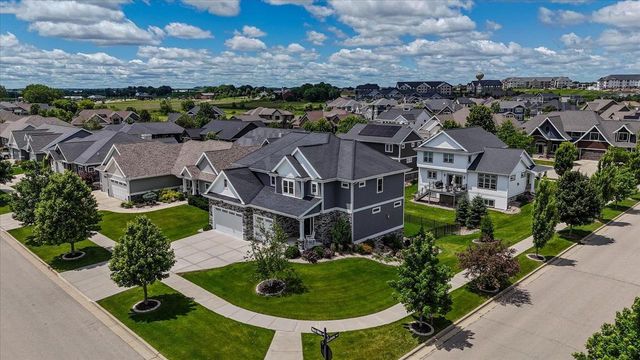 1105 Water Wheel Drive, Waunakee, WI 53597