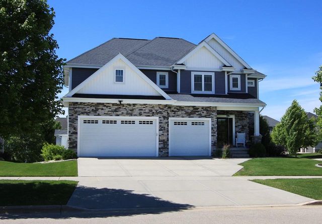 1105 Water Wheel Drive, Waunakee, WI 53597