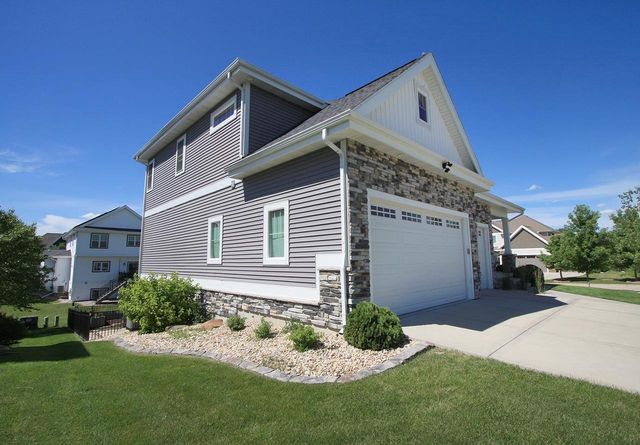 1105 Water Wheel Drive, Waunakee, WI 53597