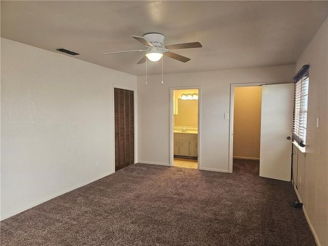 2011 Pecan Dr, Portland, TX 78374