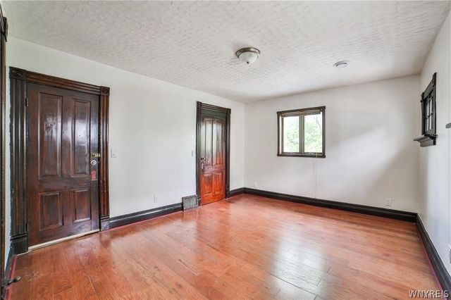 421 East Utica Street S, Buffalo, NY 14208