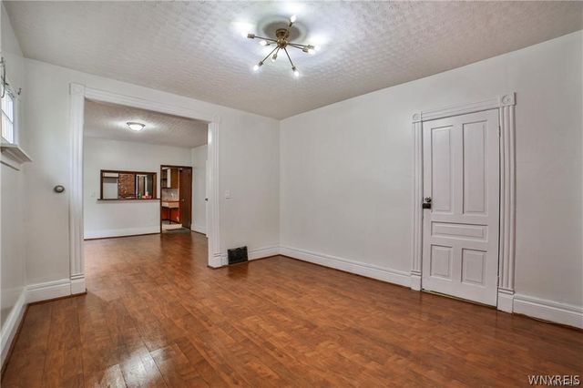 421 East Utica Street S, Buffalo, NY 14208