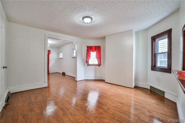 421 East Utica Street S, Buffalo, NY 14208