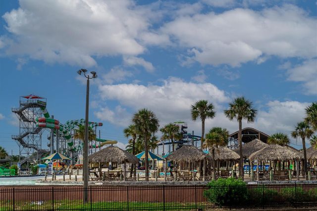 54 Grand Beach Boulevard, Galveston, TX 77550