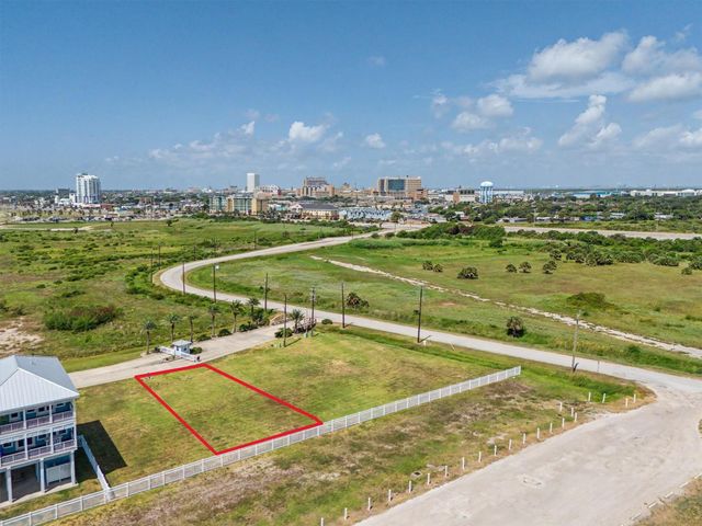 54 Grand Beach Boulevard, Galveston, TX 77550