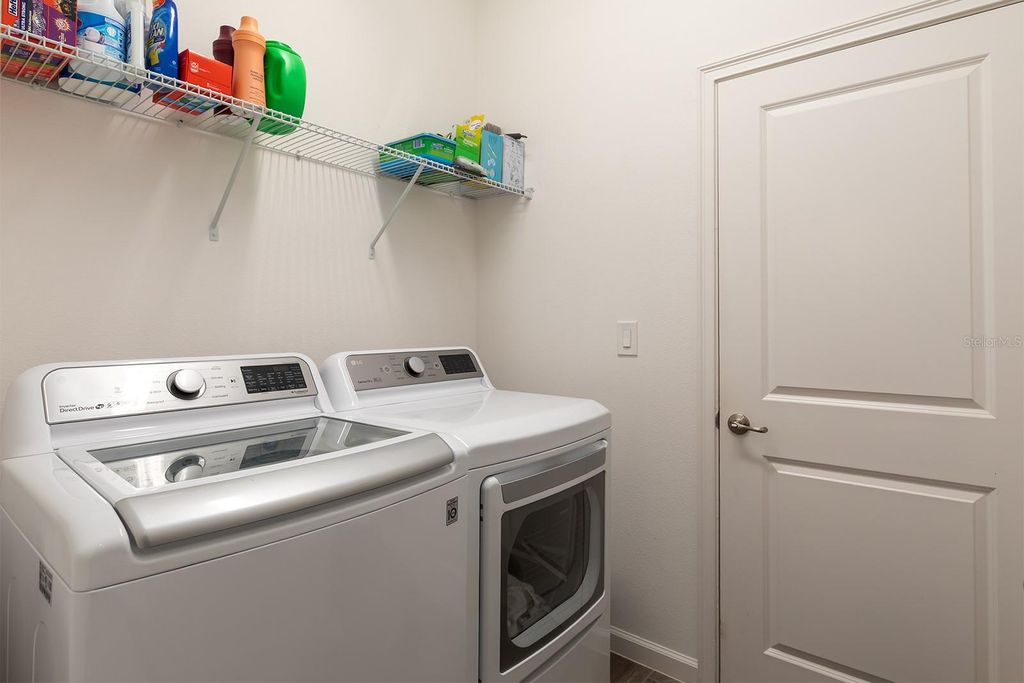 Image 17 of property listing at 2451 RUSH BAY WAY, Orlando, FL 32824