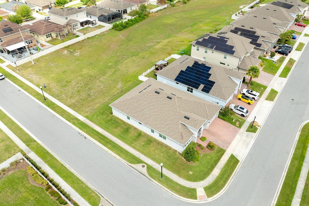 Image 25 of property listing at 2451 RUSH BAY WAY, Orlando, FL 32824