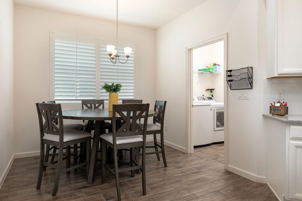 Image 7 of property listing at 2451 RUSH BAY WAY, Orlando, FL 32824