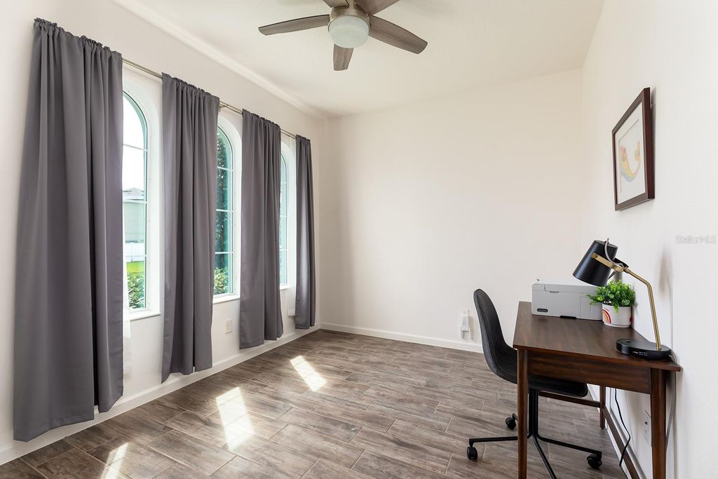 Image 8 of property listing at 2451 RUSH BAY WAY, Orlando, FL 32824