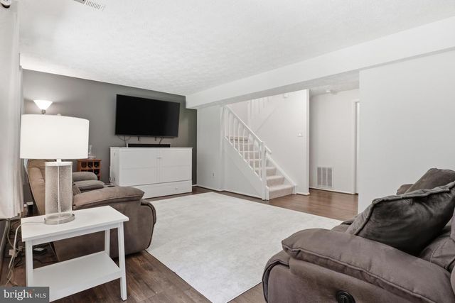 8033 ORANGE PLANK RD, Springfield, VA 22153