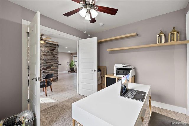 1246 Christian Hills Drive, Rochester Hills, MI 48309