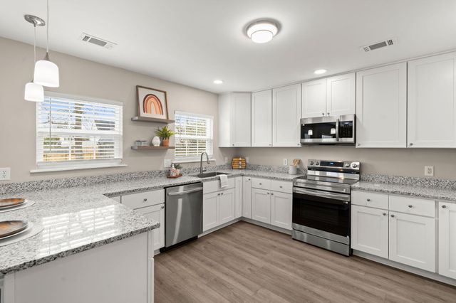 2007 Robin Wood Boulevard, Moncks Corner, SC 29461