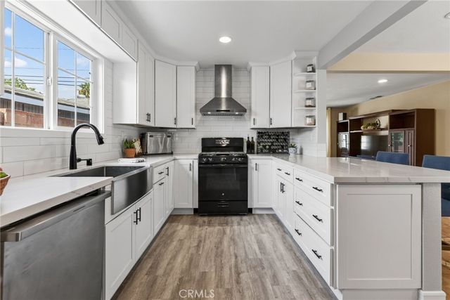 837 N Hanover Street, Anaheim, CA 92801