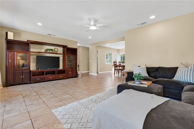 837 N Hanover Street, Anaheim, CA 92801