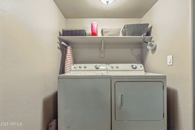 4033 E WINDSOR Drive, Gilbert, AZ 85296