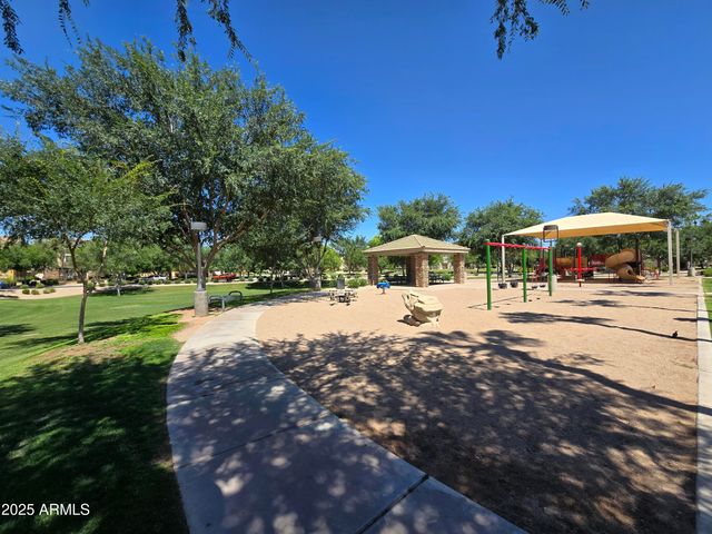 4033 E WINDSOR Drive, Gilbert, AZ 85296