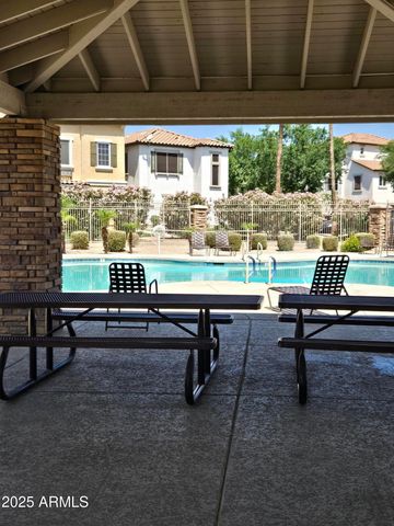 4033 E WINDSOR Drive, Gilbert, AZ 85296