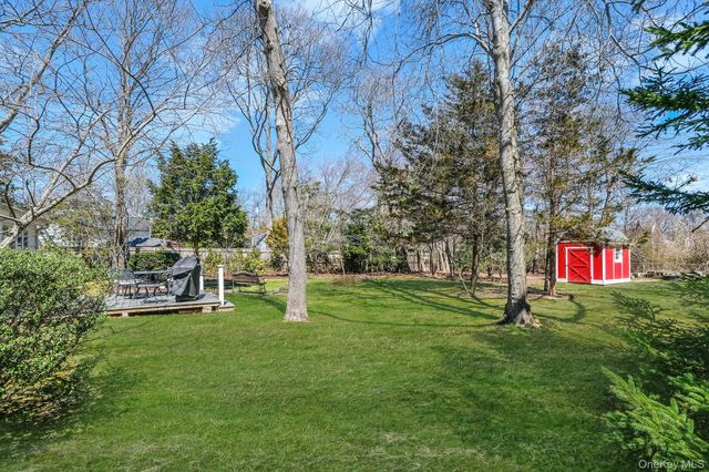 223 Connetquot Road, Bayport, NY 11705