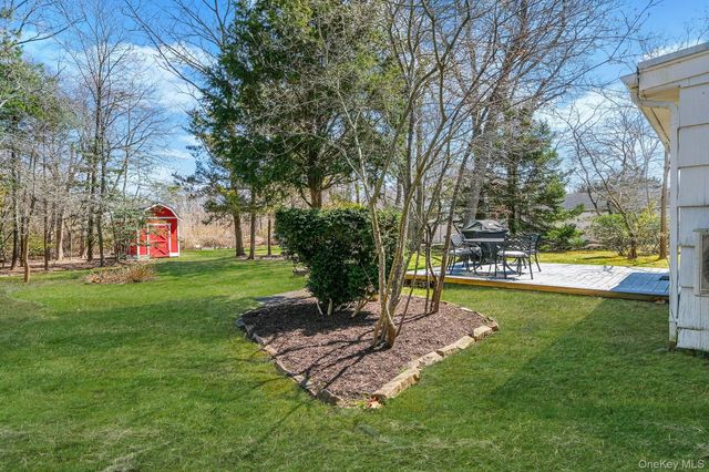 223 Connetquot Road, Bayport, NY 11705