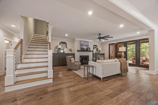 40 Ridge Bluff Circle, Huntsville, AL 35803