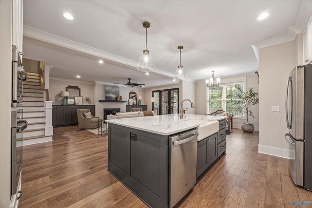 40 Ridge Bluff Circle, Huntsville, AL 35803
