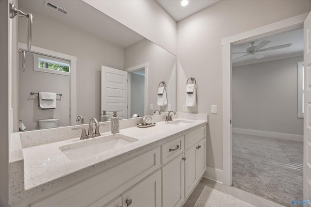 40 Ridge Bluff Circle, Huntsville, AL 35803