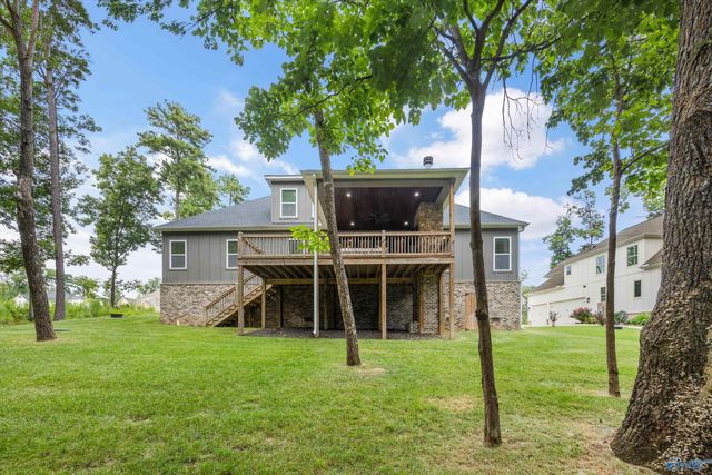 40 Ridge Bluff Circle, Huntsville, AL 35803