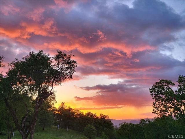 6097 Sherlock Road, Midpines, CA 95345