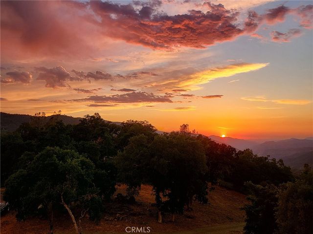 6097 Sherlock Road, Midpines, CA 95345