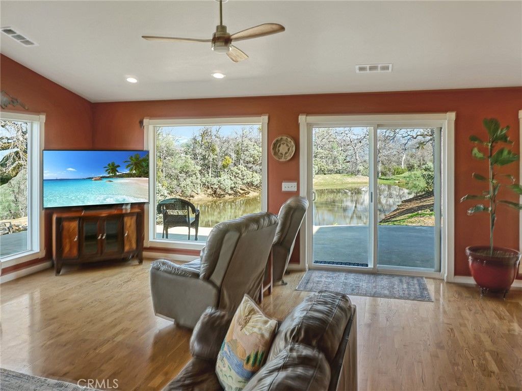 Image 7 of property listing at 6097 Sherlock Road, Midpines, CA 95345