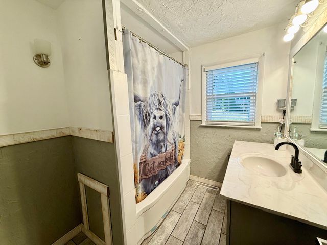 9 Rose Avenue, Mount Vernon, OH 43050