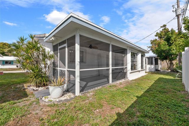 4560 NW 17th Terrace, Tamarac, FL 33309