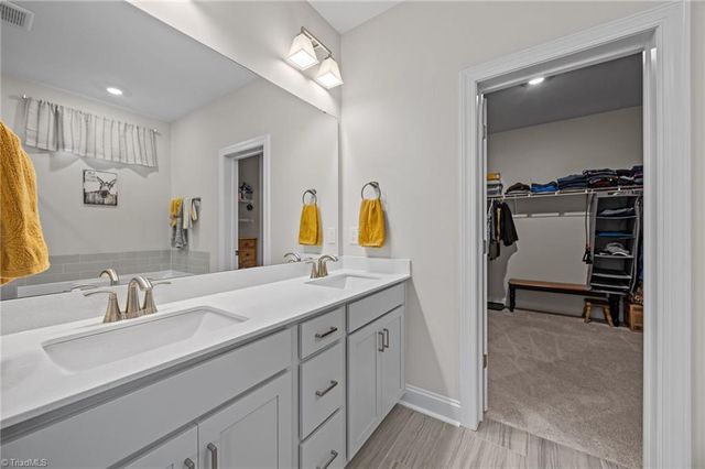 1355 Ouray Drive, Kernersville, NC 27284