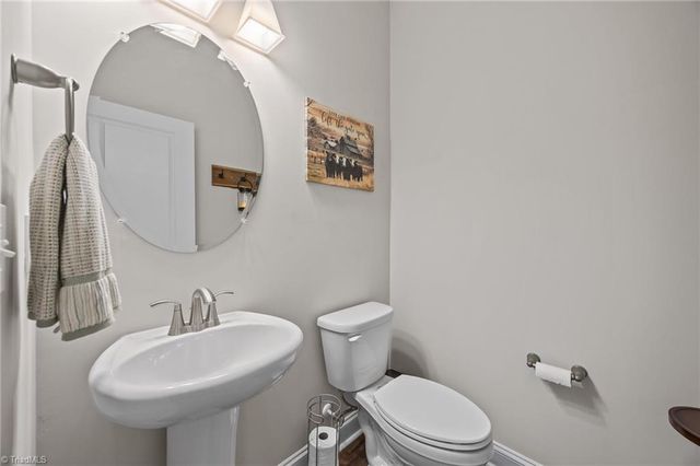 1355 Ouray Drive, Kernersville, NC 27284