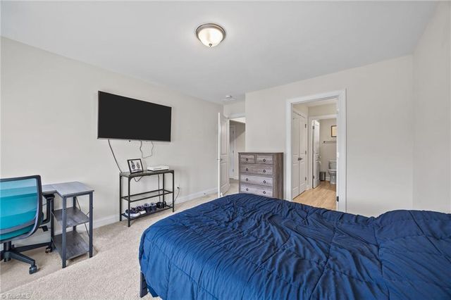 1355 Ouray Drive, Kernersville, NC 27284