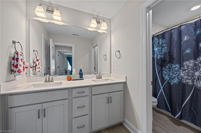 1355 Ouray Drive, Kernersville, NC 27284