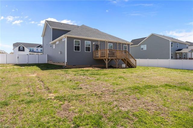 1355 Ouray Drive, Kernersville, NC 27284