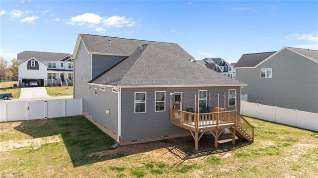 1355 Ouray Drive, Kernersville, NC 27284