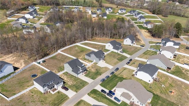 1355 Ouray Drive, Kernersville, NC 27284