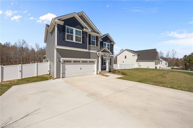 1355 Ouray Drive, Kernersville, NC 27284