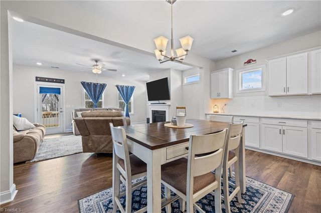 1355 Ouray Drive, Kernersville, NC 27284