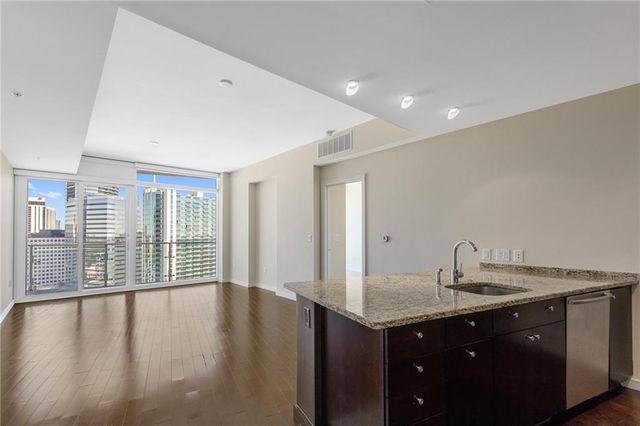 3325 Piedmont NE Road 2207, Atlanta, GA 30305