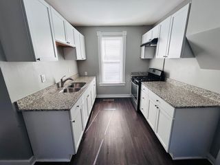 852 4th Street E, Saint Paul, MN 55106