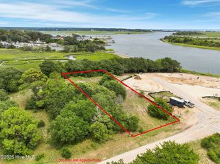 1720 Long Shore Drive SW, Shallotte, NC 28470