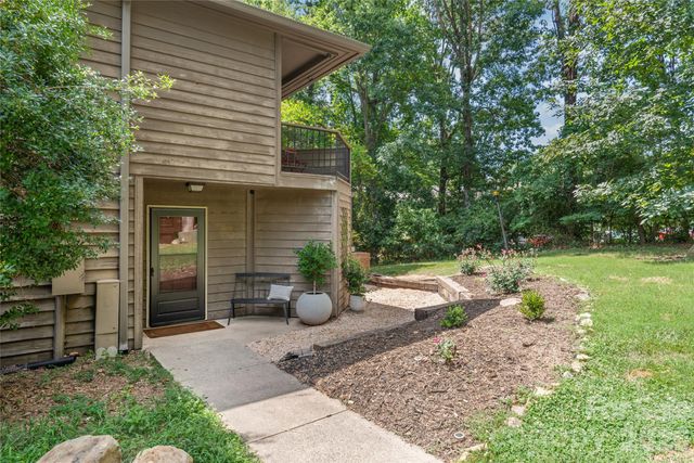 3538 Colony Crossing Drive, Charlotte, NC 28226