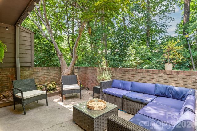 3538 Colony Crossing Drive, Charlotte, NC 28226